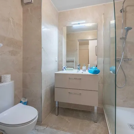 Cosy With Parking & Balcony - 4p -