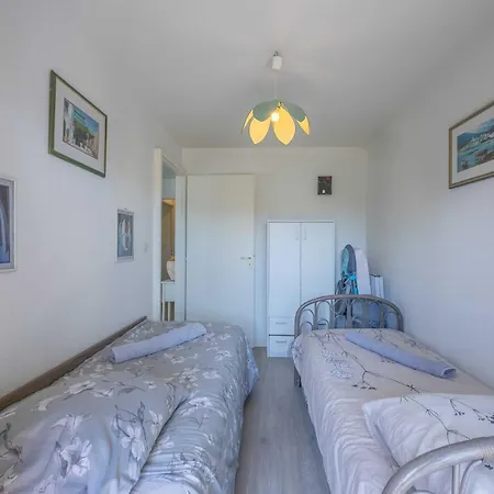 Cosy With Parking & Balcony - 4p - *